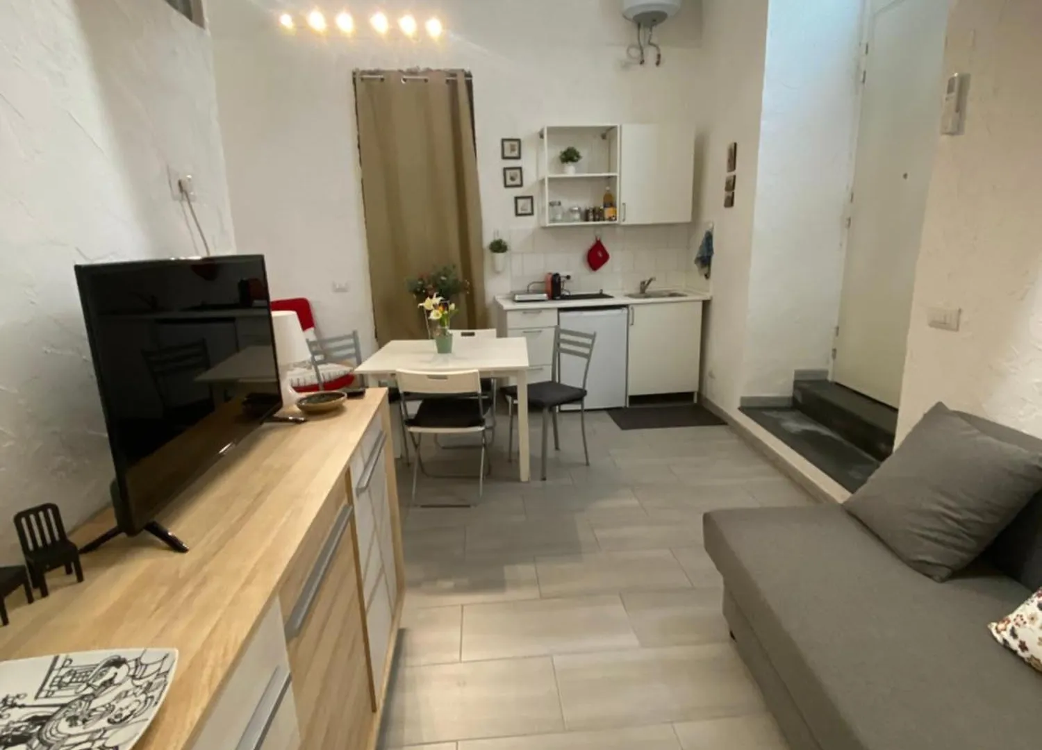 Casa Di Pina contacts